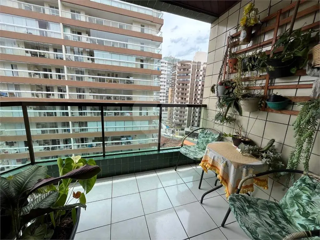Apartamento para Venda em Praia Grande, Tupi, 2 dormitórios, 1 suíte, 2 banheiros, 1 vaga