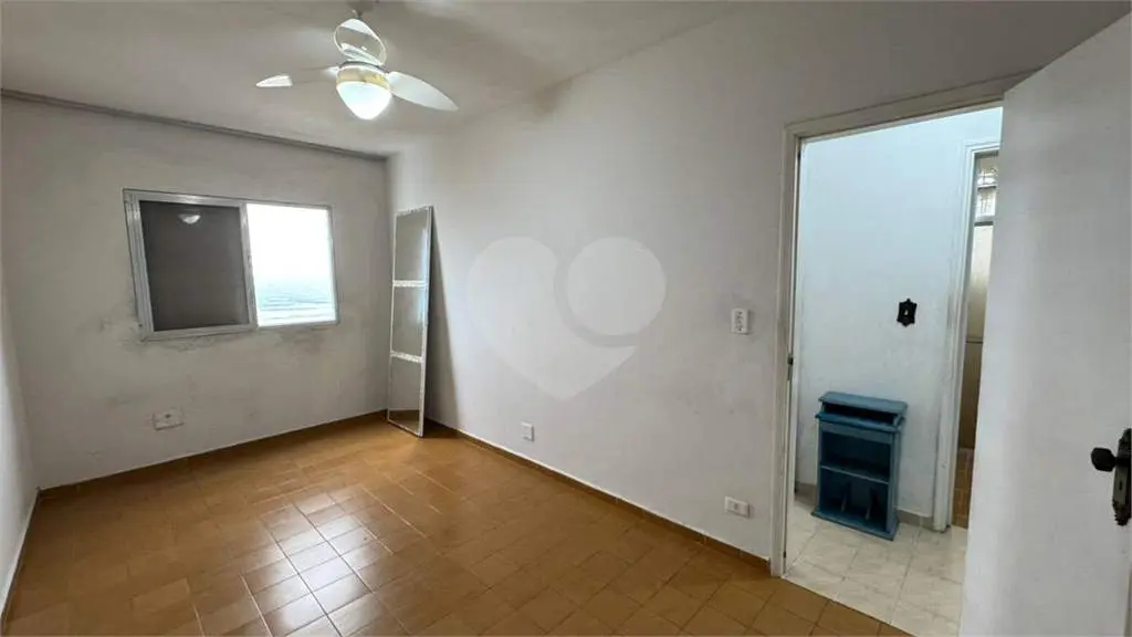 Apartamento para Venda em Praia Grande, Guilhermina, 2 dormitórios, 2 banheiros, 1 vaga