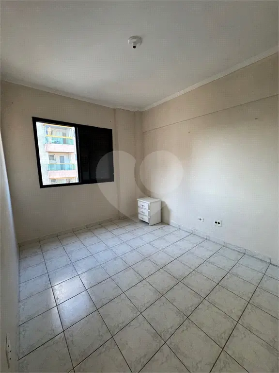 Apartamento para Venda em Praia Grande, Tupi, 2 dormitórios, 1 suíte, 2 banheiros, 1 vaga