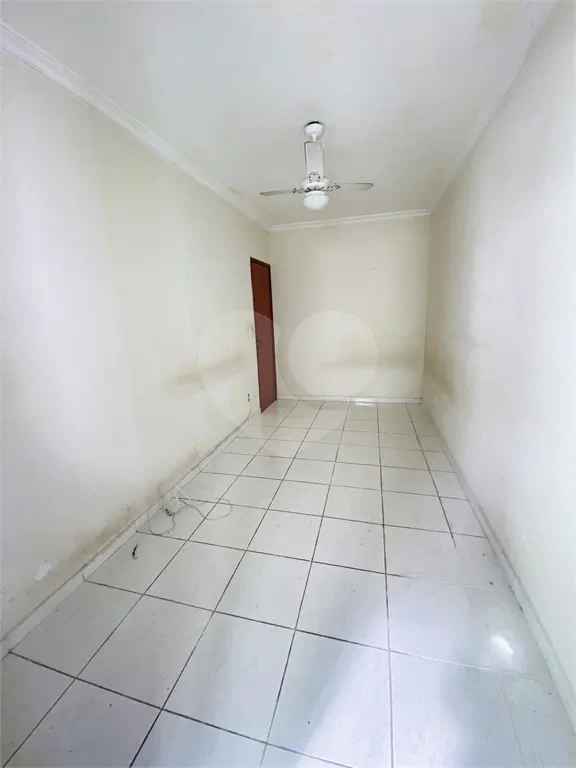 Apartamento para Venda em Praia Grande, Campo aviação, 1 dormitório, 1 banheiro, 1 vaga