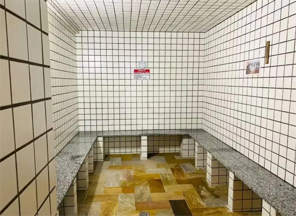 Apartamento para Venda em Praia Grande, Caiçara, 2 dormitórios, 1 suíte, 1 banheiro, 1 vaga