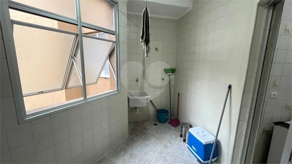 Apartamento para Venda em Praia Grande, Tupi, 2 dormitórios, 1 suíte, 2 banheiros, 1 vaga