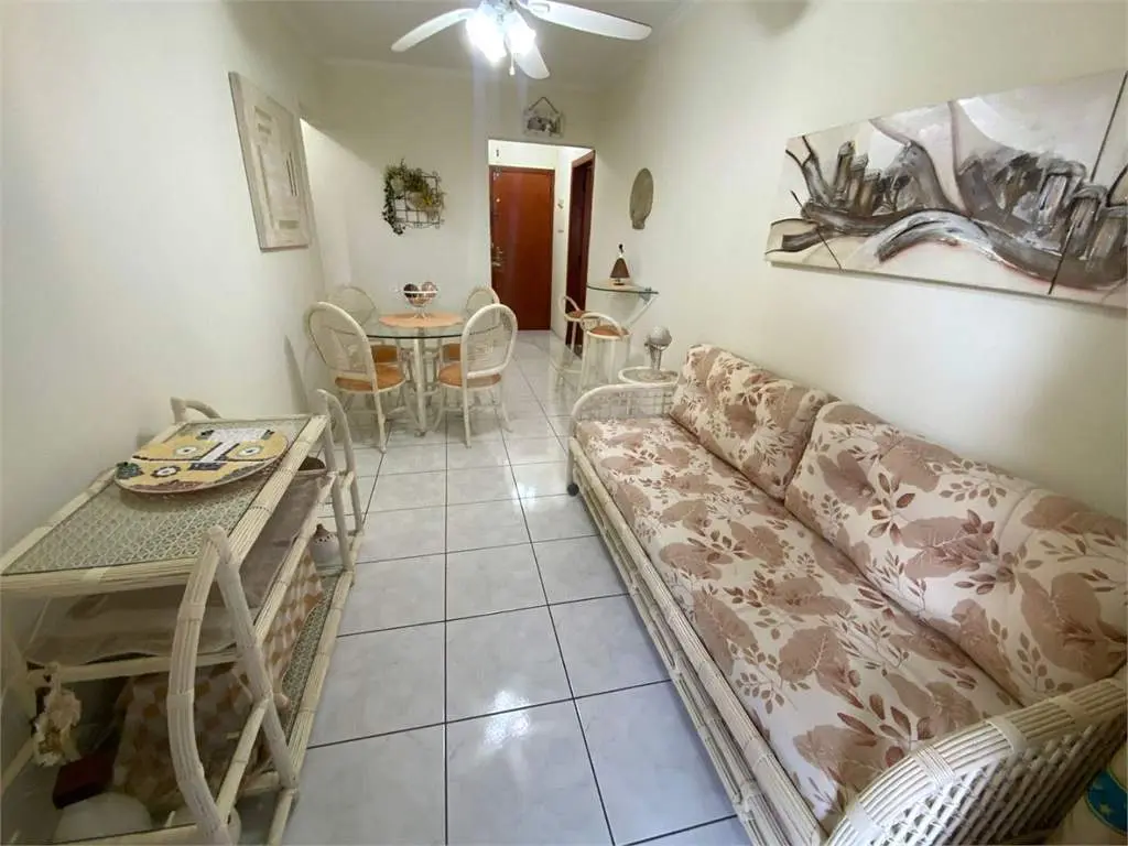 Apartamento para Venda em Praia Grande, Guilhermina, 1 dormitório, 1 suíte, 2 banheiros, 1 vaga