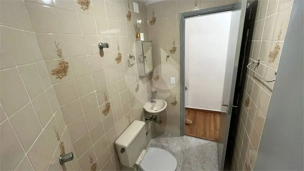 Apartamento para Venda em Praia Grande, Tupi, 2 dormitórios, 1 suíte, 2 banheiros, 1 vaga