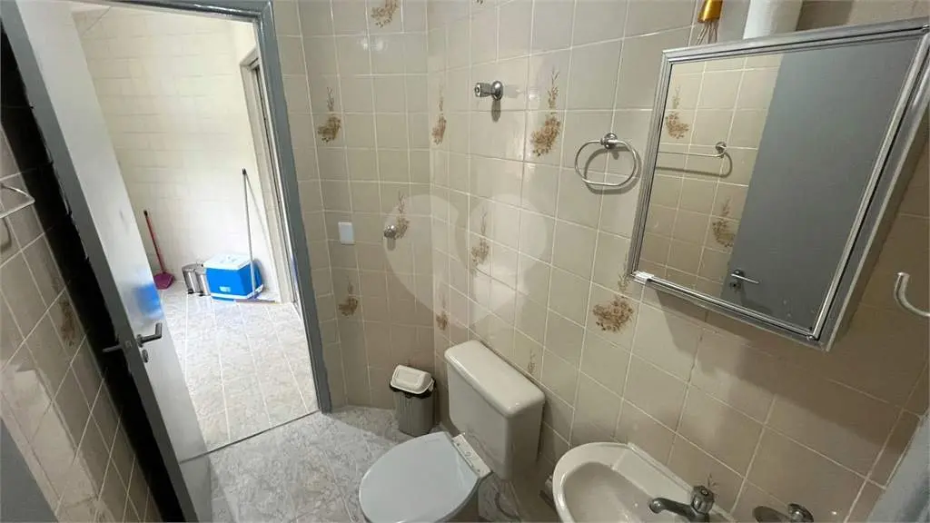 Apartamento para Venda em Praia Grande, Tupi, 2 dormitórios, 1 suíte, 2 banheiros, 1 vaga