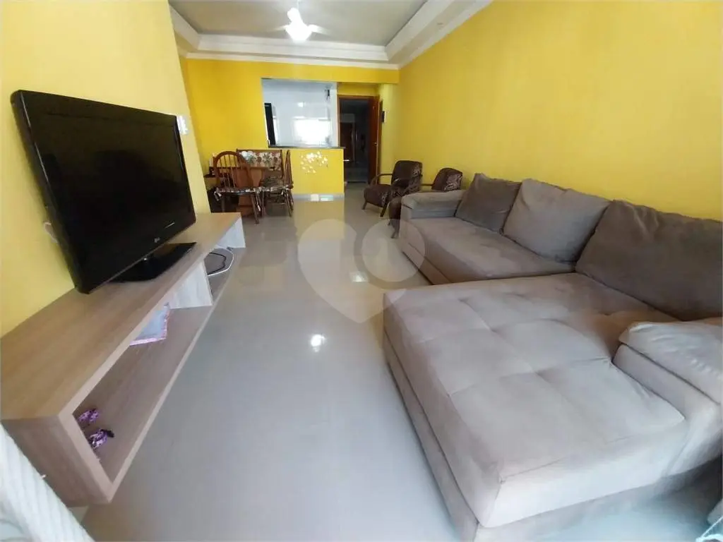 Apartamento para Venda em Praia Grande, Tupi, 2 dormitórios, 1 suíte, 2 banheiros, 1 vaga