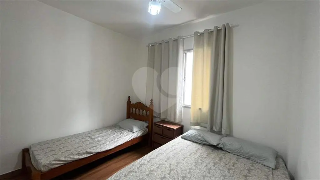 Apartamento para Venda em Praia Grande, Tupi, 2 dormitórios, 1 suíte, 2 banheiros, 1 vaga