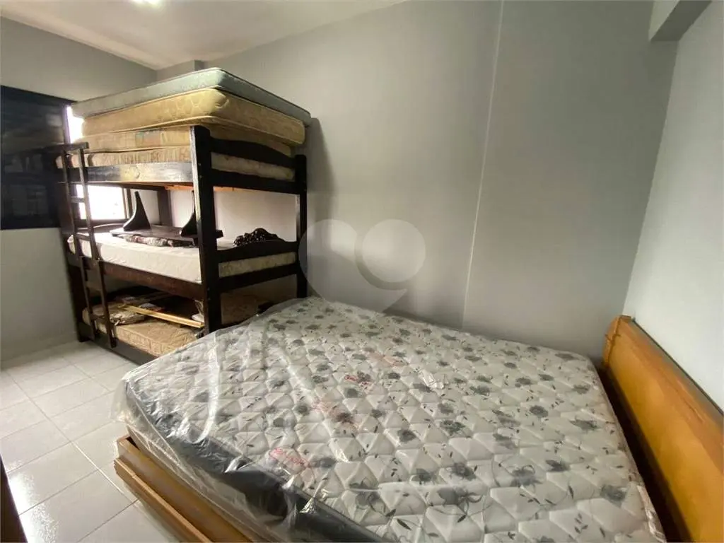 Apartamento para Venda em Praia Grande, Tupi, 3 dormitórios, 1 suíte, 2 banheiros, 1 vaga