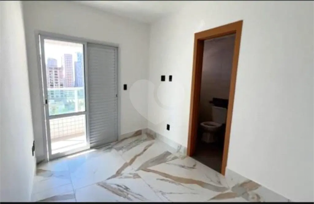 Apartamento para Venda em Praia Grande, Aviação, 3 dormitórios, 2 suítes, 3 banheiros, 2 vagas