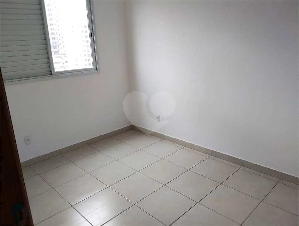 Apartamento para Venda em Praia Grande, Guilhermina, 3 dormitórios, 1 suíte, 2 banheiros, 2 vagas