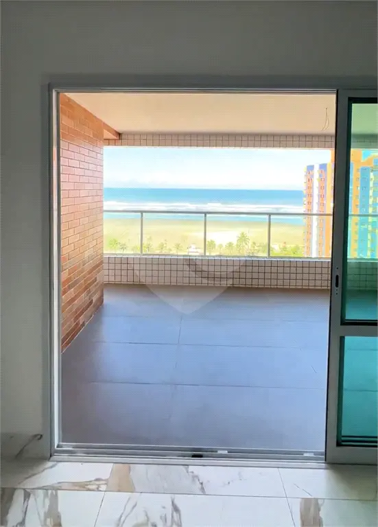 Apartamento para Venda em Praia Grande, Aviação, 3 dormitórios, 2 suítes, 3 banheiros, 2 vagas