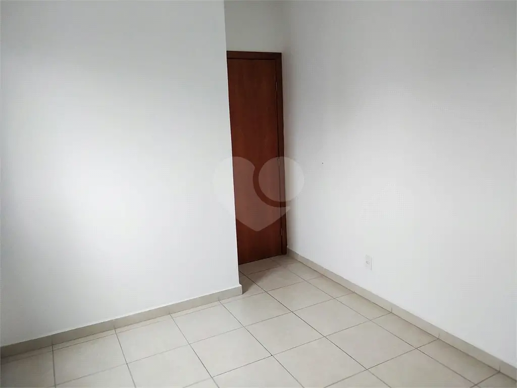 Apartamento para Venda em Praia Grande, Guilhermina, 3 dormitórios, 1 suíte, 2 banheiros, 2 vagas
