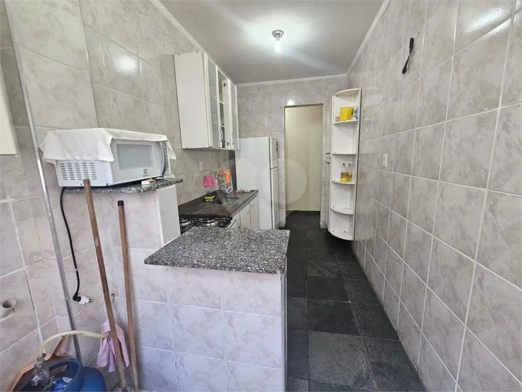 Apartamento para Venda em Praia Grande, Guilhermina, 2 dormitórios, 1 banheiro, 1 vaga