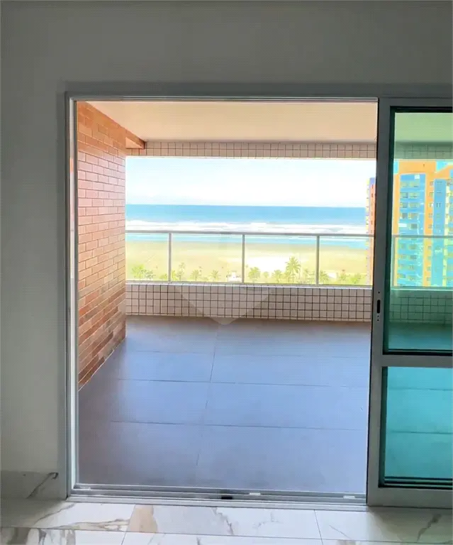Apartamento para Venda em Praia Grande, Aviação, 3 dormitórios, 2 suítes, 3 banheiros, 2 vagas