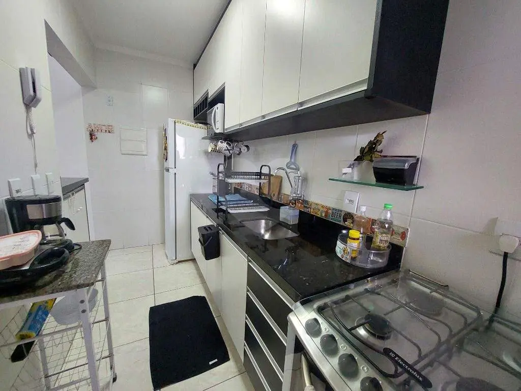 Apartamento para Venda em Praia Grande, Vila Guilhermina, 2 dormitórios, 1 suíte, 2 banheiros, 1 vaga