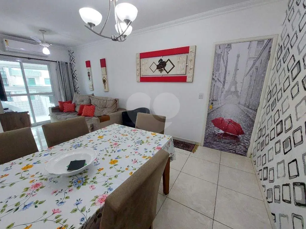 Apartamento para Venda em Praia Grande, Vila Guilhermina, 2 dormitórios, 1 suíte, 2 banheiros, 1 vaga