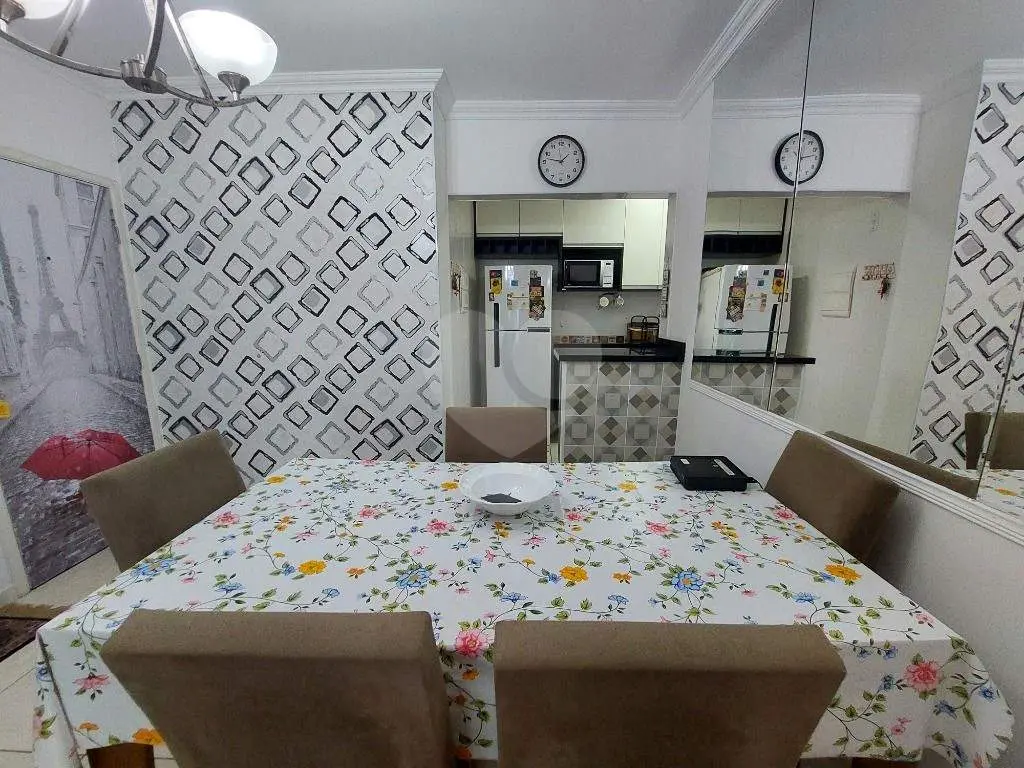 Apartamento para Venda em Praia Grande, Vila Guilhermina, 2 dormitórios, 1 suíte, 2 banheiros, 1 vaga