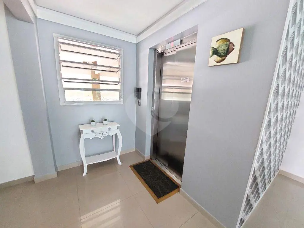 Apartamento para Venda em Praia Grande, Vila Guilhermina, 2 dormitórios, 1 suíte, 2 banheiros, 1 vaga