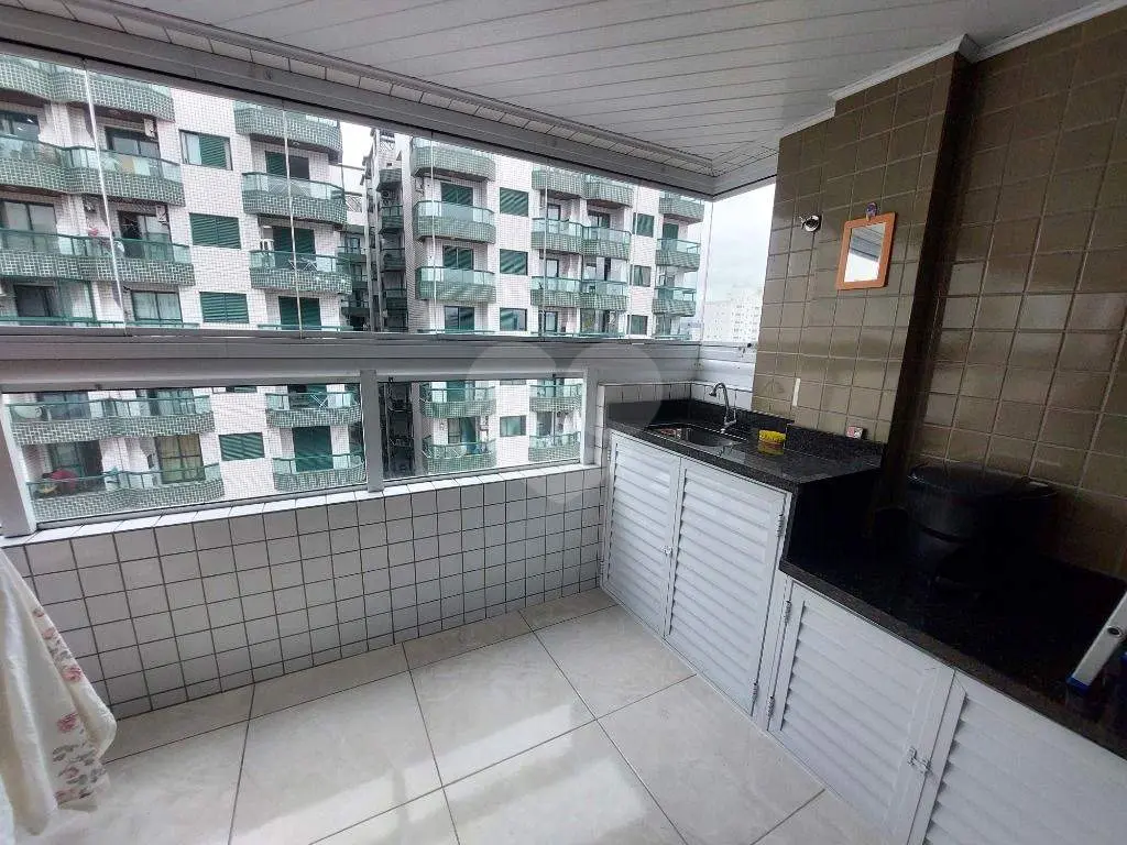 Apartamento para Venda em Praia Grande, Vila Guilhermina, 2 dormitórios, 1 suíte, 2 banheiros, 1 vaga