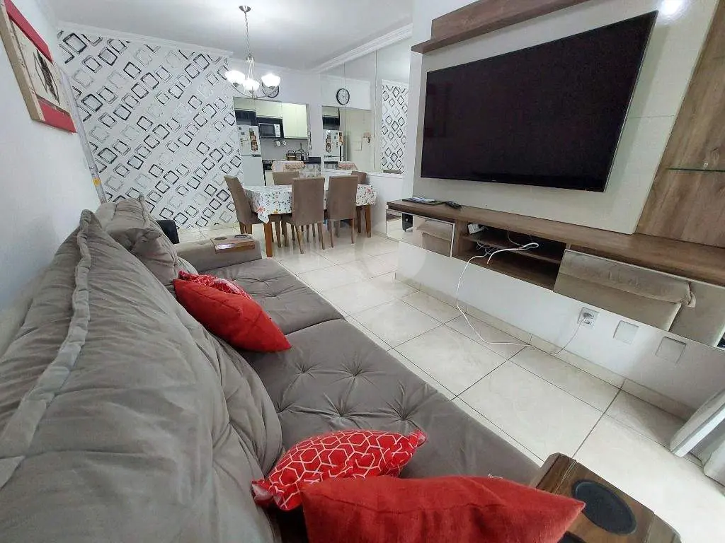 Apartamento para Venda em Praia Grande, Vila Guilhermina, 2 dormitórios, 1 suíte, 2 banheiros, 1 vaga