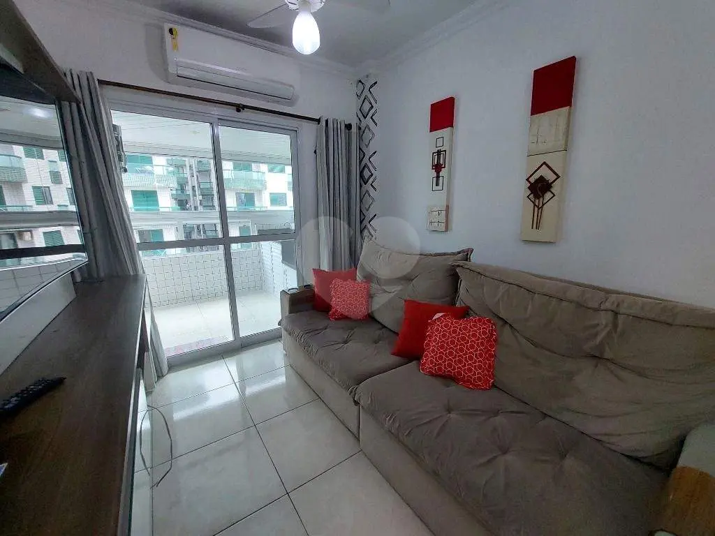 Apartamento para Venda em Praia Grande, Vila Guilhermina, 2 dormitórios, 1 suíte, 2 banheiros, 1 vaga