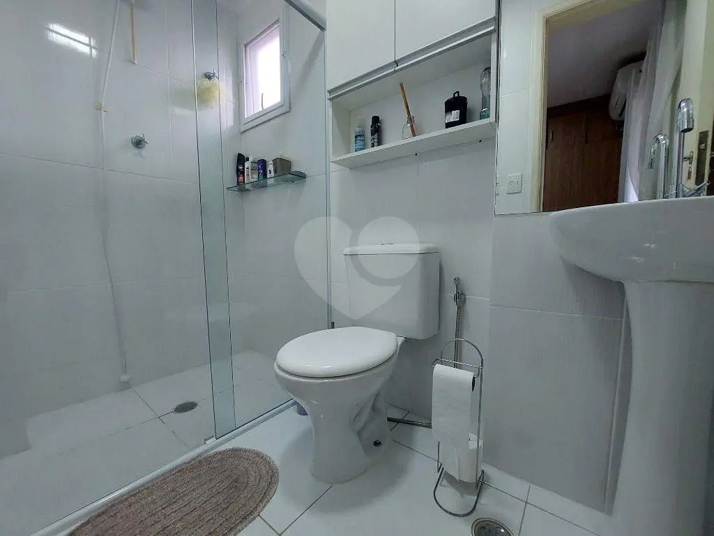 Apartamento para Venda em Praia Grande, Vila Guilhermina, 2 dormitórios, 1 suíte, 2 banheiros, 1 vaga