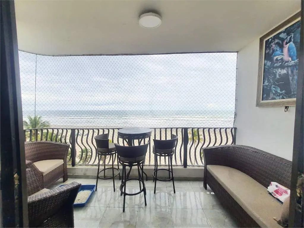 Apartamento para Venda em Praia Grande, Vila Tupi, 3 dormitórios, 3 suítes, 4 banheiros, 2 vagas