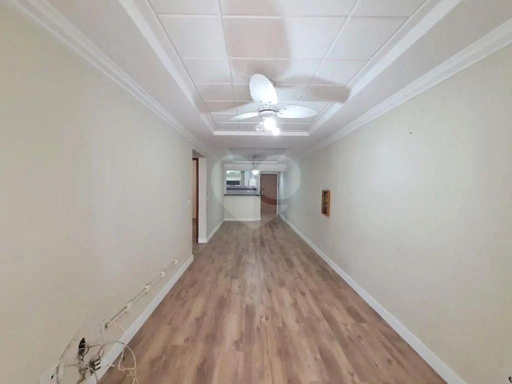 Apartamento para Venda em Praia Grande, Vila Guilhermina, 2 dormitórios, 1 suíte, 2 banheiros, 1 vaga