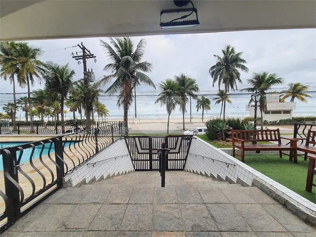 Apartamento para Venda em Praia Grande, Vila Tupi, 3 dormitórios, 3 suítes, 4 banheiros, 2 vagas