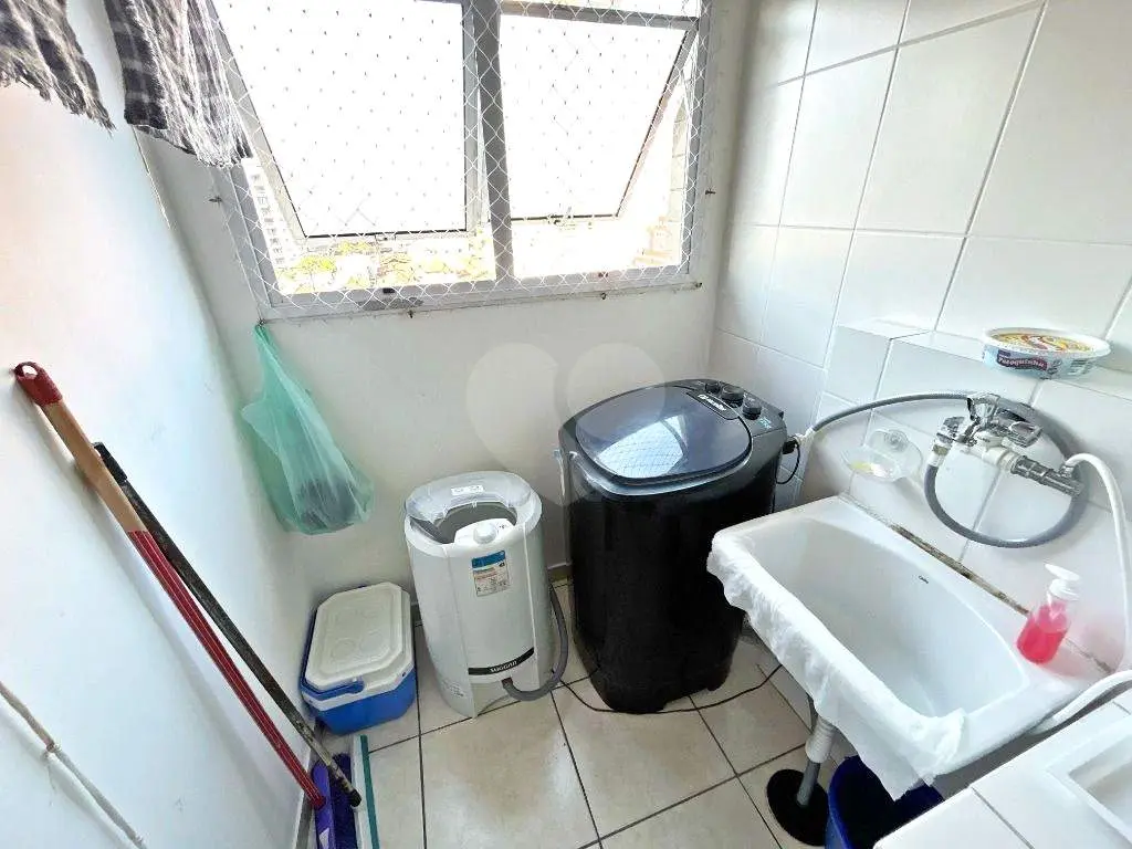 Apartamento para Venda em Praia Grande, Cidade Ocian, 2 dormitórios, 1 suíte, 2 banheiros, 1 vaga