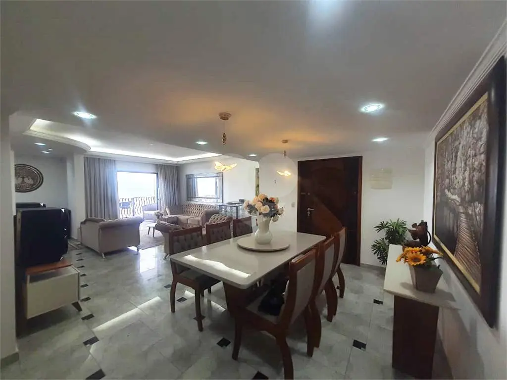 Apartamento para Venda em Praia Grande, Vila Tupi, 3 dormitórios, 3 suítes, 4 banheiros, 2 vagas