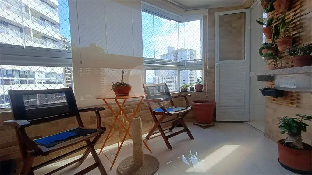 Apartamento para Venda em Praia Grande, Vila Guilhermina, 1 dormitório, 1 suíte, 2 banheiros, 1 vaga