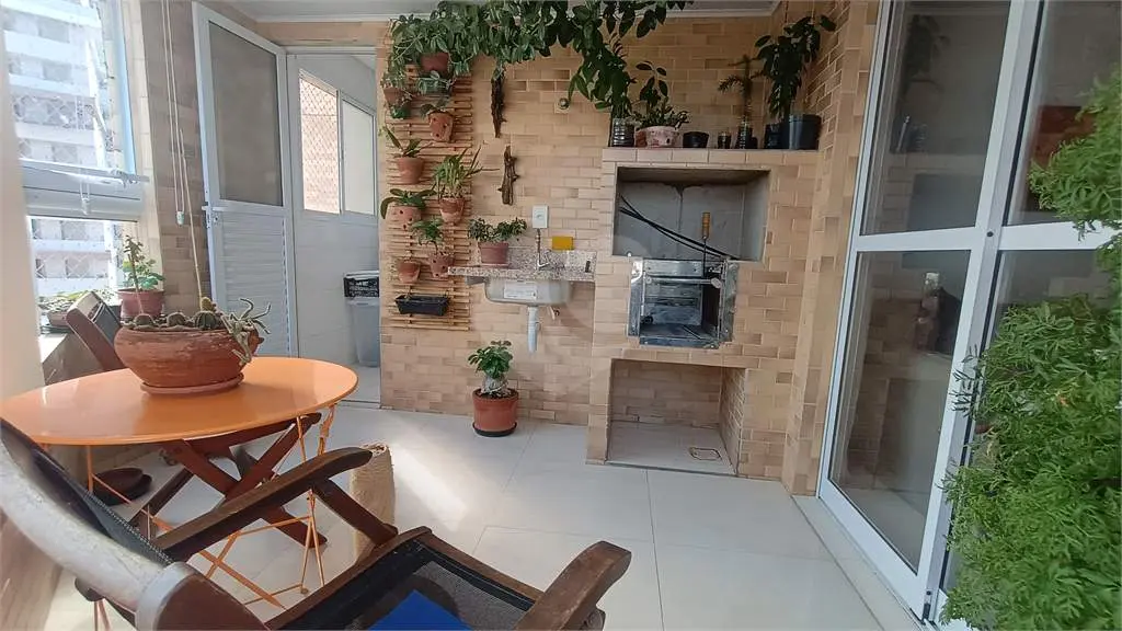 Apartamento para Venda em Praia Grande, Vila Guilhermina, 1 dormitório, 1 suíte, 2 banheiros, 1 vaga
