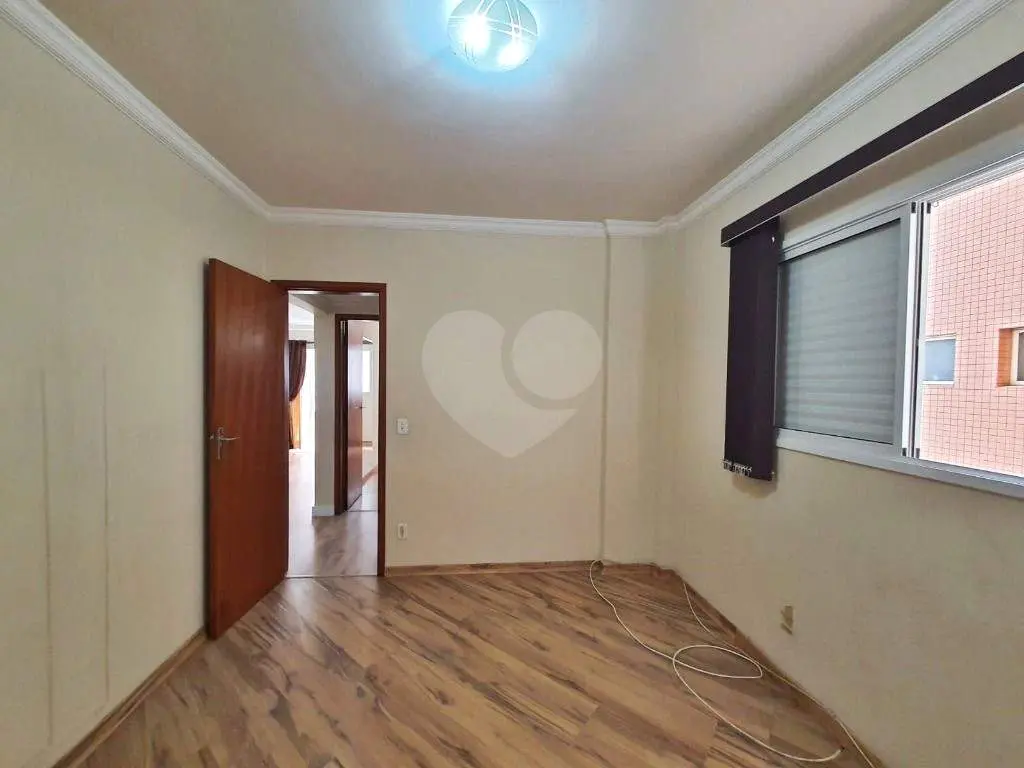 Apartamento para Venda em Praia Grande, Vila Guilhermina, 2 dormitórios, 1 suíte, 2 banheiros, 1 vaga
