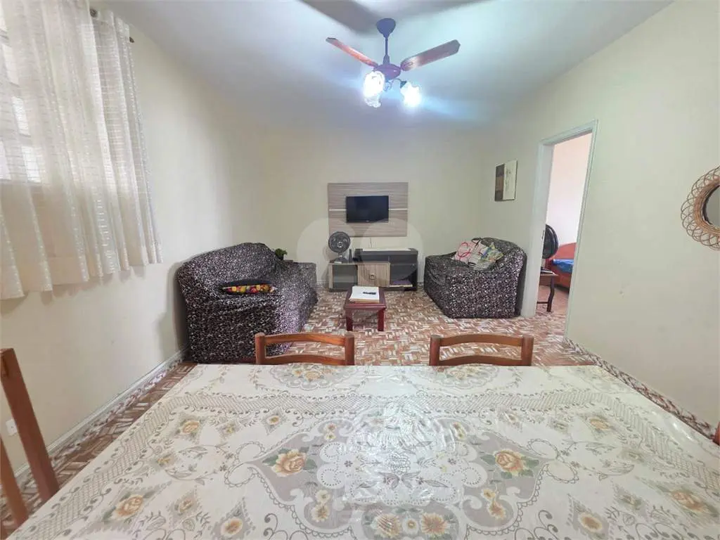 Apartamento para Venda em Praia Grande, Guilhermina, 2 dormitórios, 1 banheiro, 1 vaga