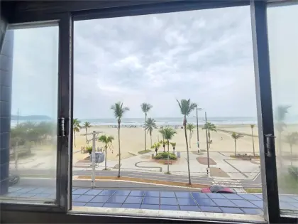 Apartamento para Venda em Praia Grande, Guilhermina, 2 dormitórios, 1 banheiro, 1 vaga