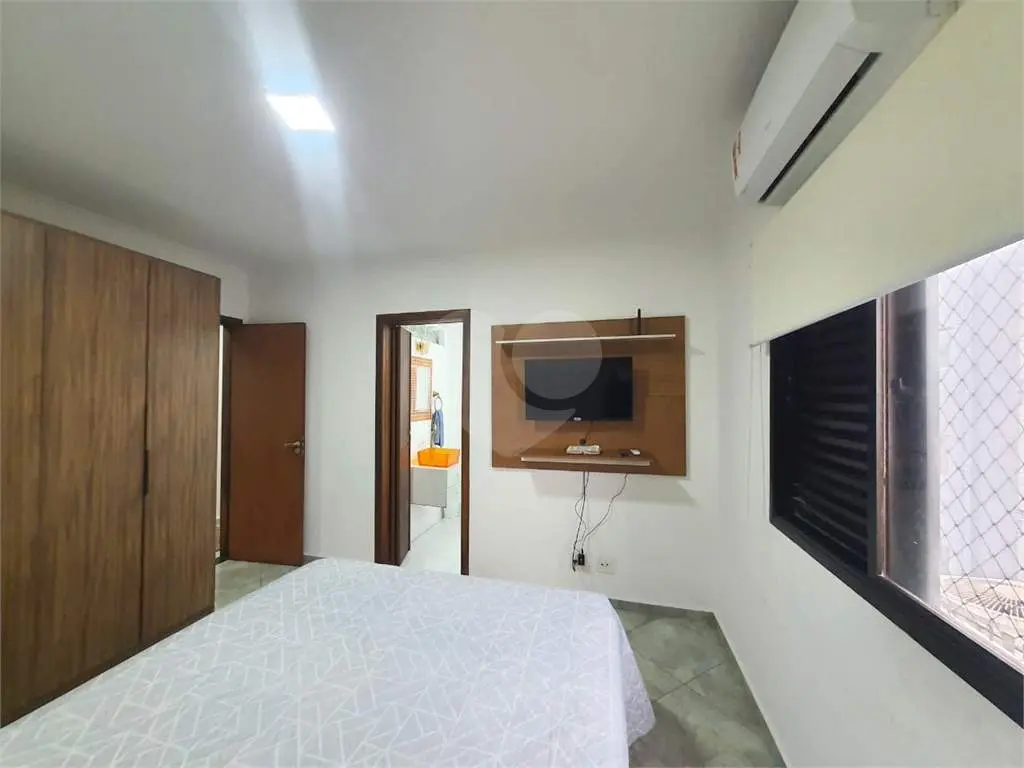 Apartamento para Venda em Praia Grande, Vila Tupi, 3 dormitórios, 3 suítes, 4 banheiros, 2 vagas