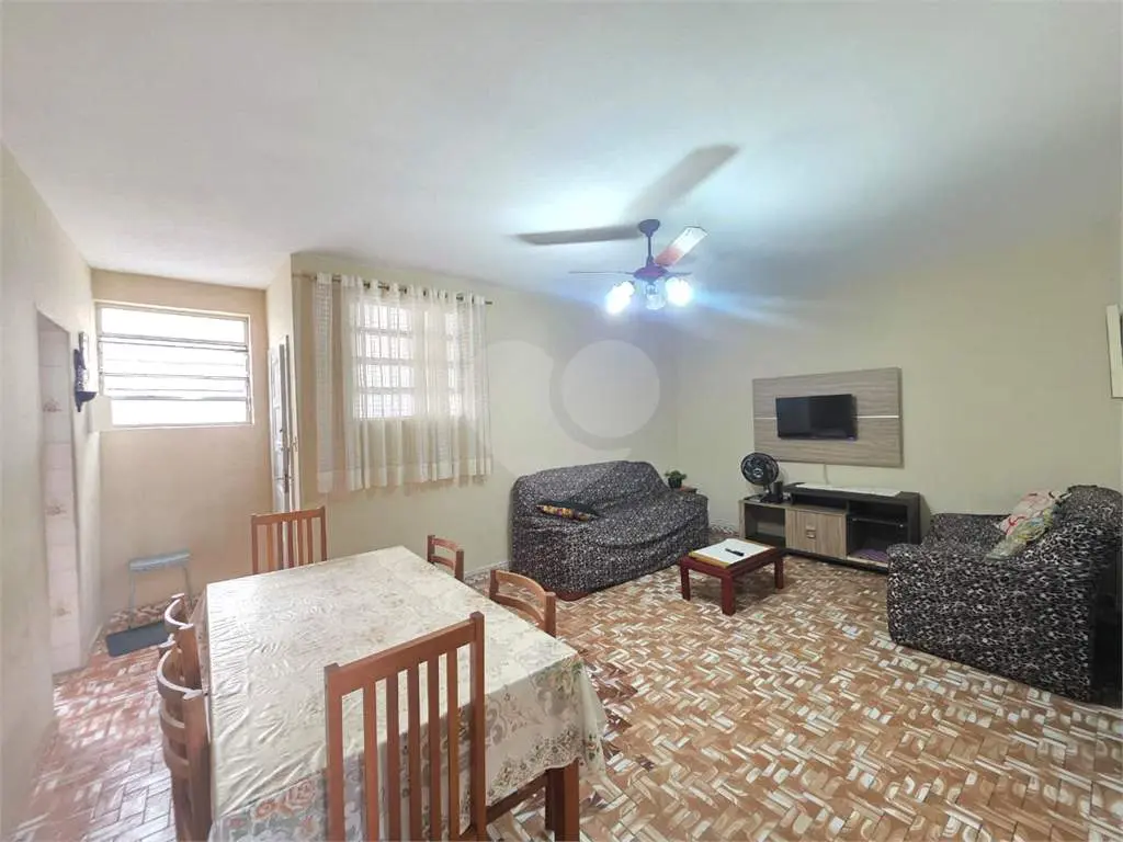 Apartamento para Venda em Praia Grande, Guilhermina, 2 dormitórios, 1 banheiro, 1 vaga