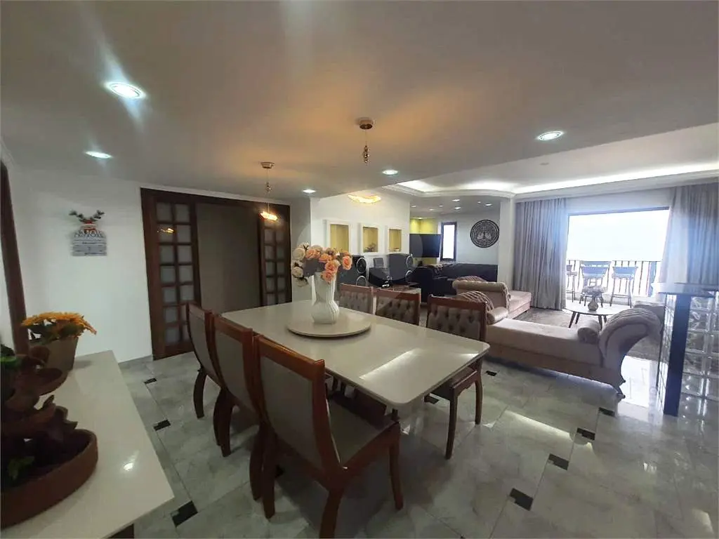 Apartamento para Venda em Praia Grande, Vila Tupi, 3 dormitórios, 3 suítes, 4 banheiros, 2 vagas