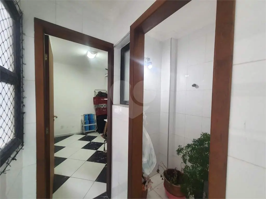 Apartamento para Venda em Praia Grande, Vila Tupi, 3 dormitórios, 3 suítes, 4 banheiros, 2 vagas