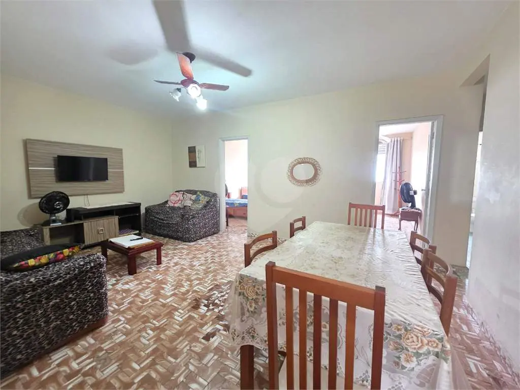 Apartamento para Venda em Praia Grande, Guilhermina, 2 dormitórios, 1 banheiro, 1 vaga