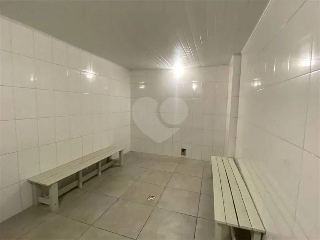 Apartamento para Venda em Praia Grande, Vila Guilhermina, 2 dormitórios, 1 suíte, 2 banheiros, 2 vagas