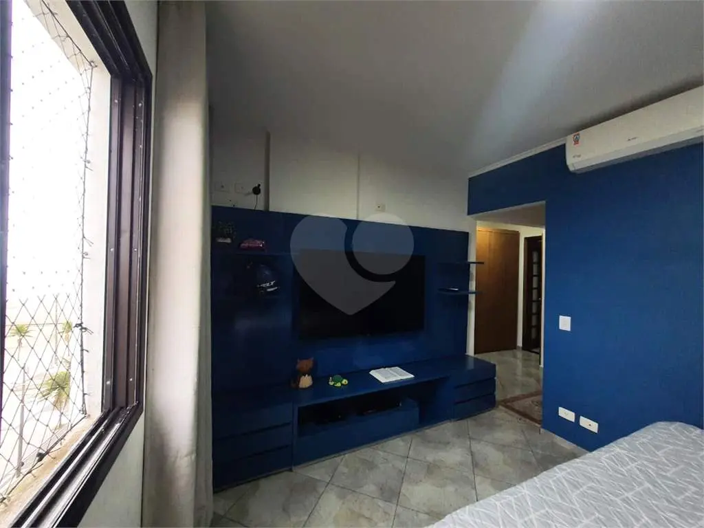 Apartamento para Venda em Praia Grande, Vila Tupi, 3 dormitórios, 3 suítes, 4 banheiros, 2 vagas