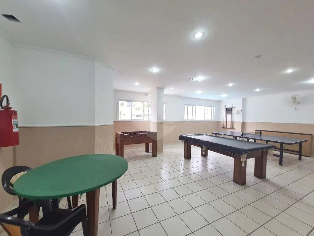 Apartamento para Venda em Praia Grande, Vila Guilhermina, 2 dormitórios, 1 suíte, 2 banheiros, 1 vaga