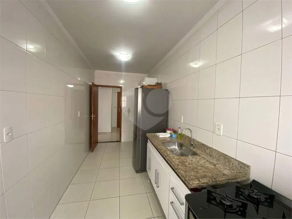 Apartamento para Venda em Praia Grande, Vila Guilhermina, 2 dormitórios, 1 suíte, 2 banheiros, 2 vagas
