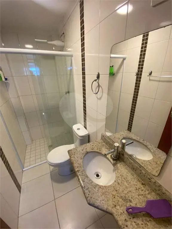 Apartamento para Venda em Praia Grande, Vila Guilhermina, 2 dormitórios, 1 suíte, 2 banheiros, 2 vagas