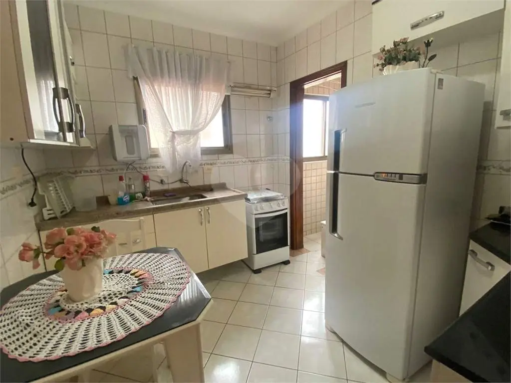 Apartamento para Venda em Praia Grande, Caiçara, 2 dormitórios, 1 suíte, 2 banheiros, 1 vaga