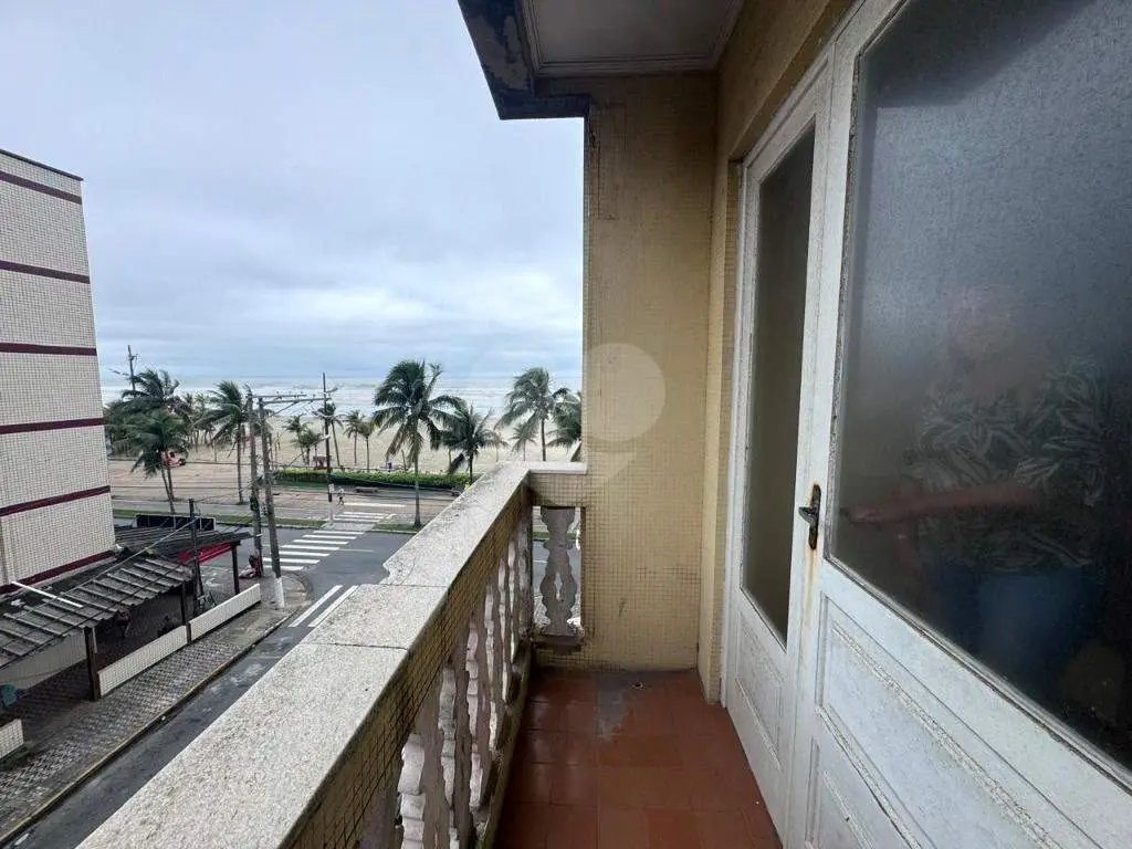 Apartamento para Venda em Praia Grande, Tupi, 2 dormitórios, 1 suíte, 1 banheiro, 1 vaga