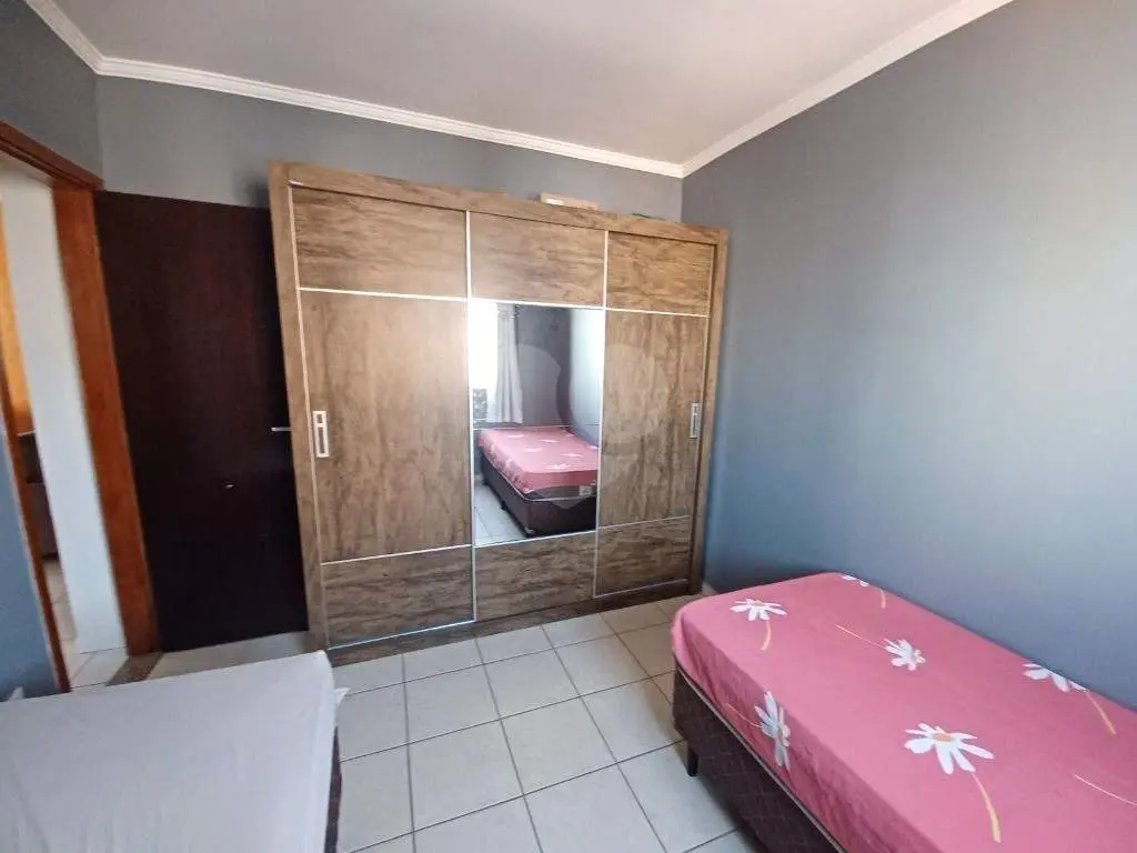 Apartamento para Venda em Praia Grande, Tupi, 2 dormitórios, 1 suíte, 1 banheiro, 1 vaga