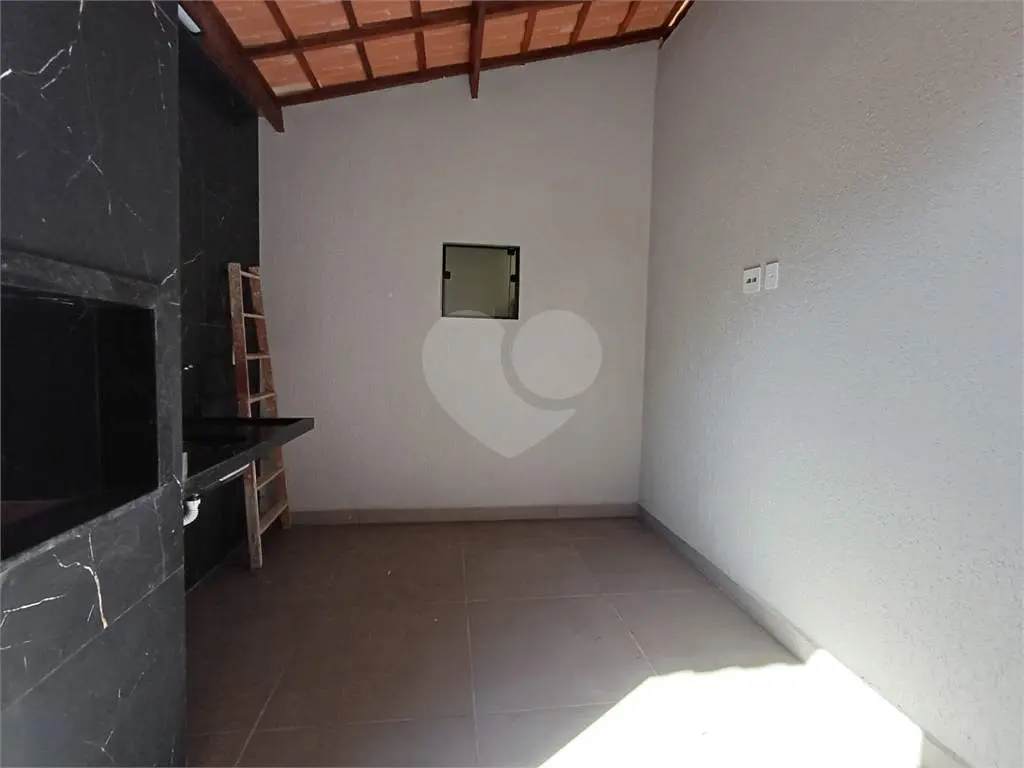 Casa para Venda em Praia Grande, Tupi, 2 dormitórios, 2 suítes, 1 banheiro, 2 vagas